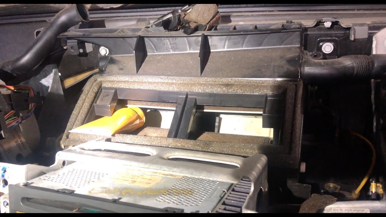 How to Diagnose and Fix HVAC Actuator Issues in Corvette C5 🚗