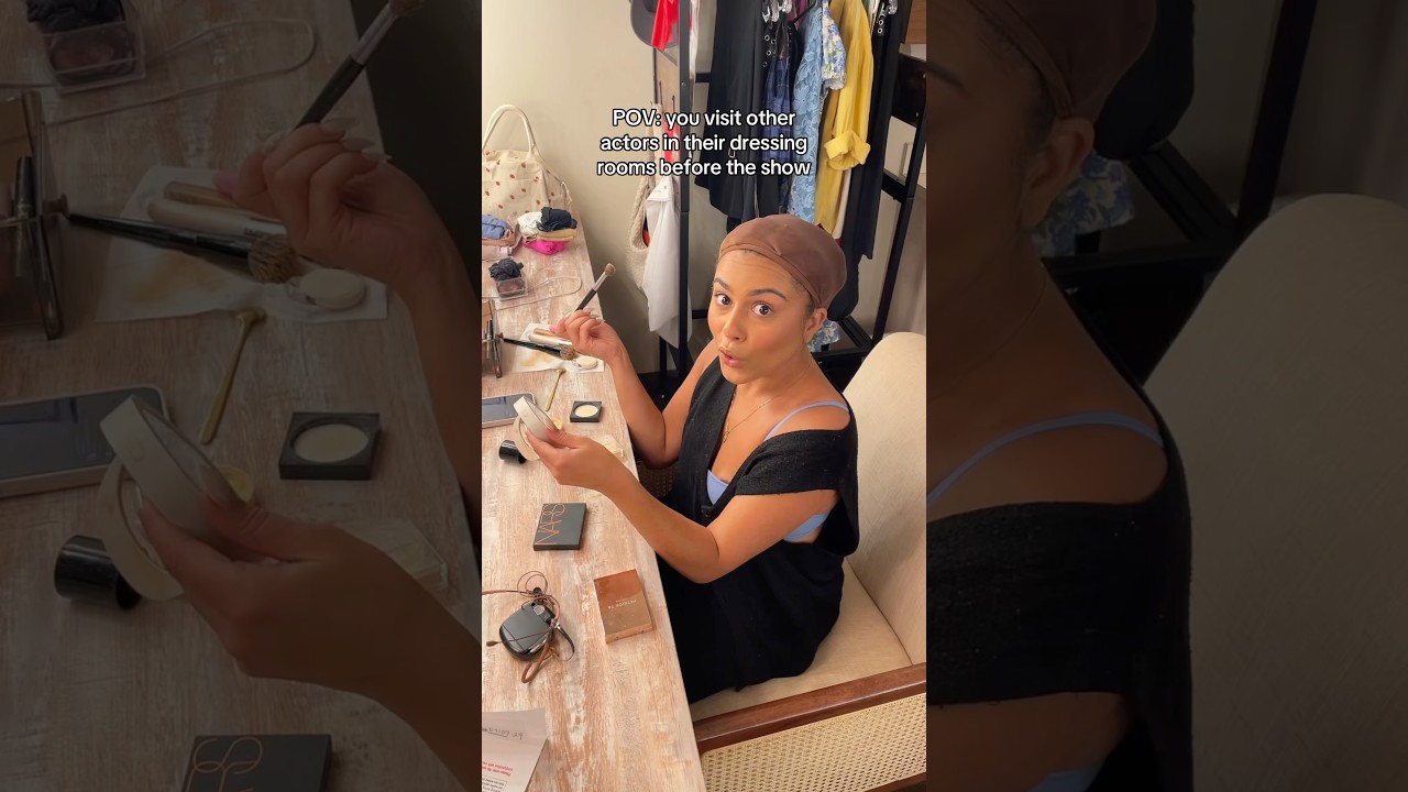 Actors' Dressing Room Visits Before Shows 🎭
