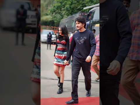 Mahesh Babu Daughter with his Sitara 😍 #maheshbabu #sitaraghattamaneni #shorts #ytshorts #couple