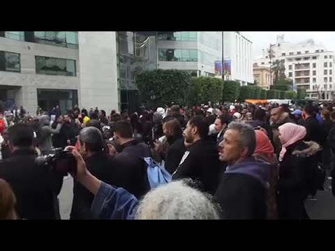 Tunisie : Heurts après l'immolation par le feu d'un journaliste