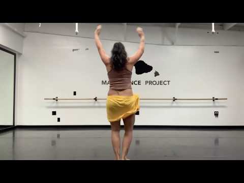 Terevarevahaunui dancing to Lessgo by Nase Foai LogTronix