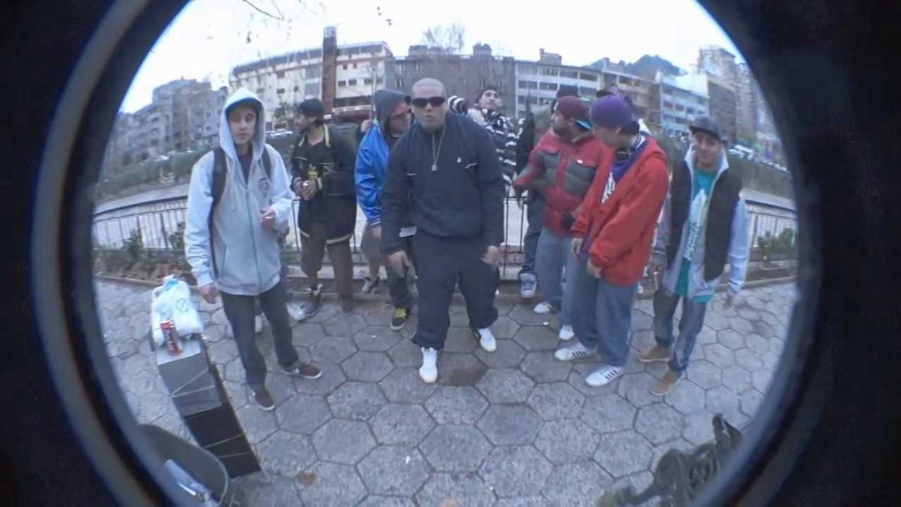 Underground Hasta Los Cocos - VO Escucha 🎶