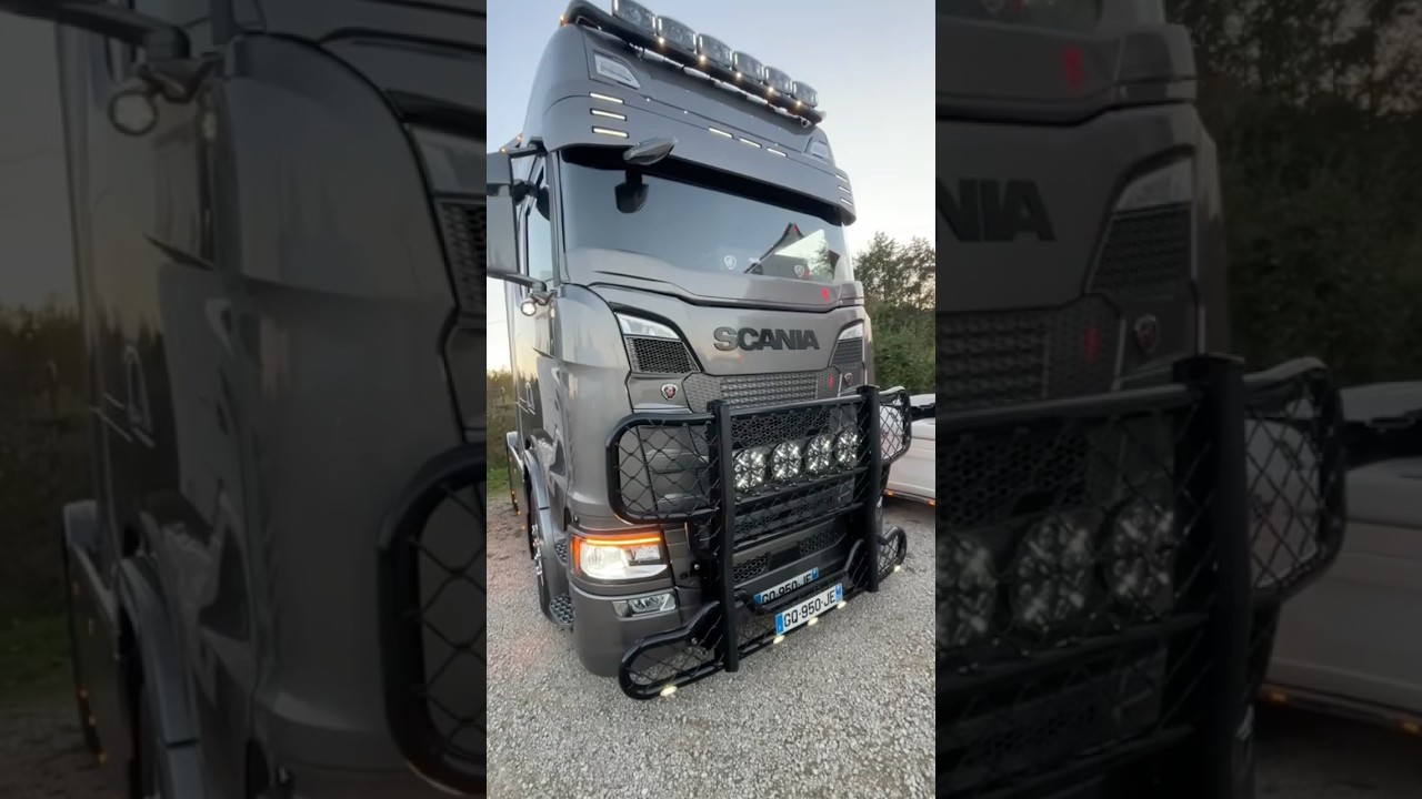 Scania V8: Power and Style 🚛