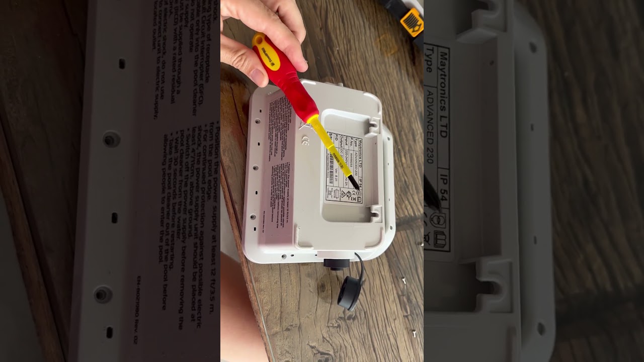 Troubleshooting: Dolphin Pool Cleaner Power Supply Won't Turn On 🔧