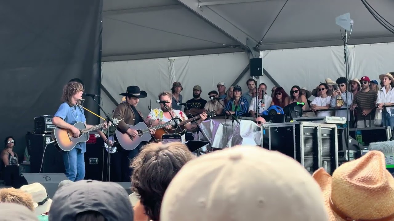 Jesse Welles & Artists Perform at Newport Folk 🎶