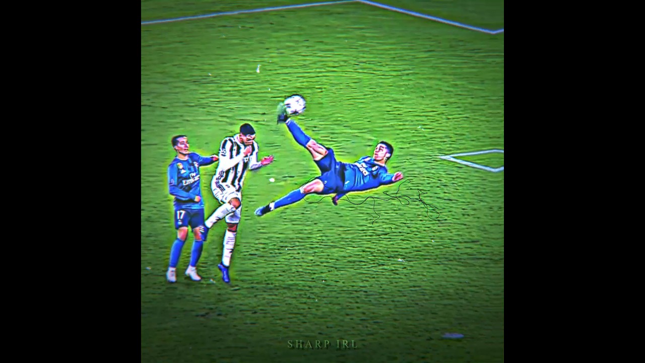 Cristiano Ronaldo | Bicycle Kick | CR7 Mortals - Laura Brehm and Warriyo #edit