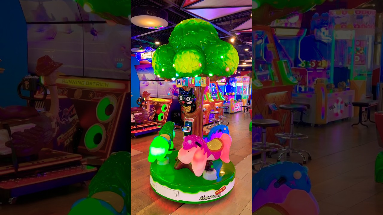 Adorable Green Trees & Horses Carousel 🌳🐎