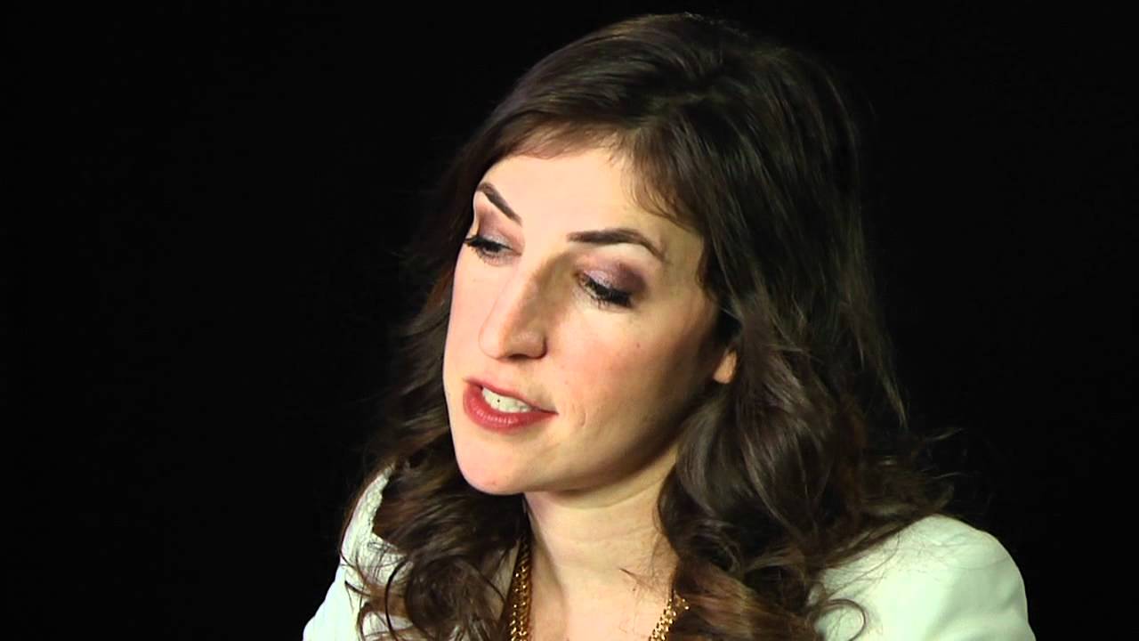 Mayim Bialik's Top 5 FAQs on Attachment Parenting 🤱