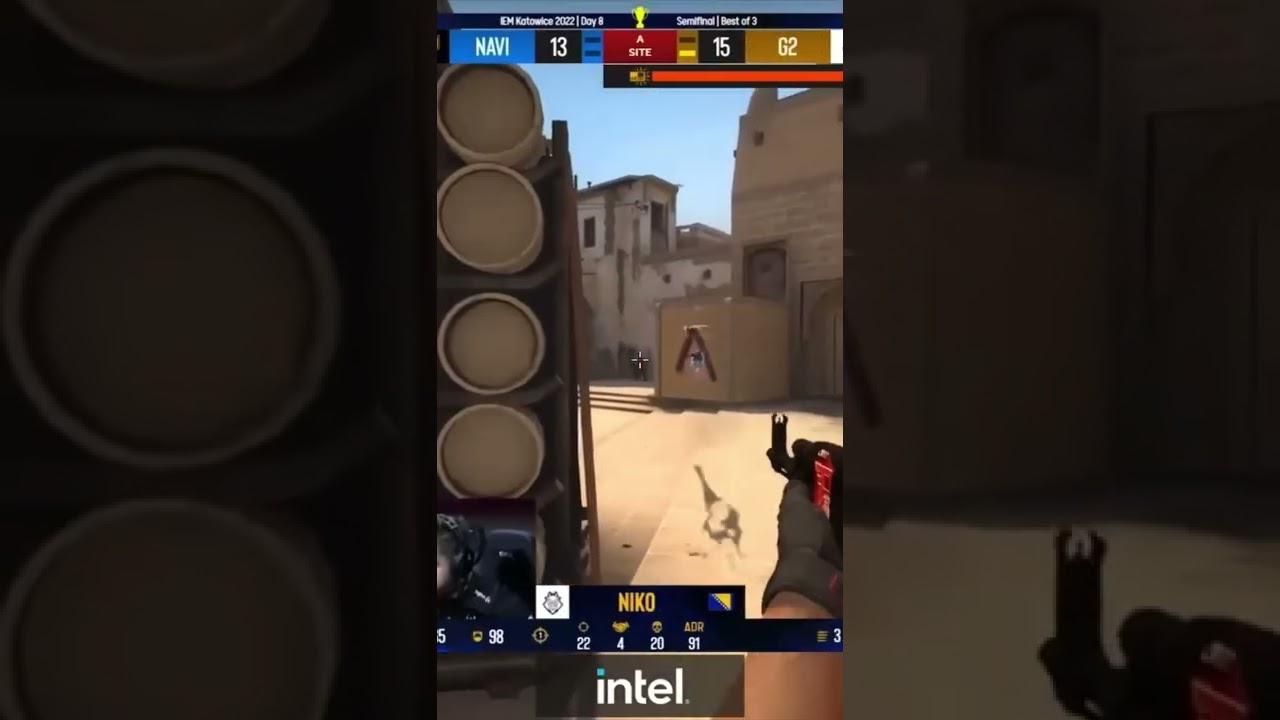 NIKO Clutches 1v2 Against S1mple 🔥