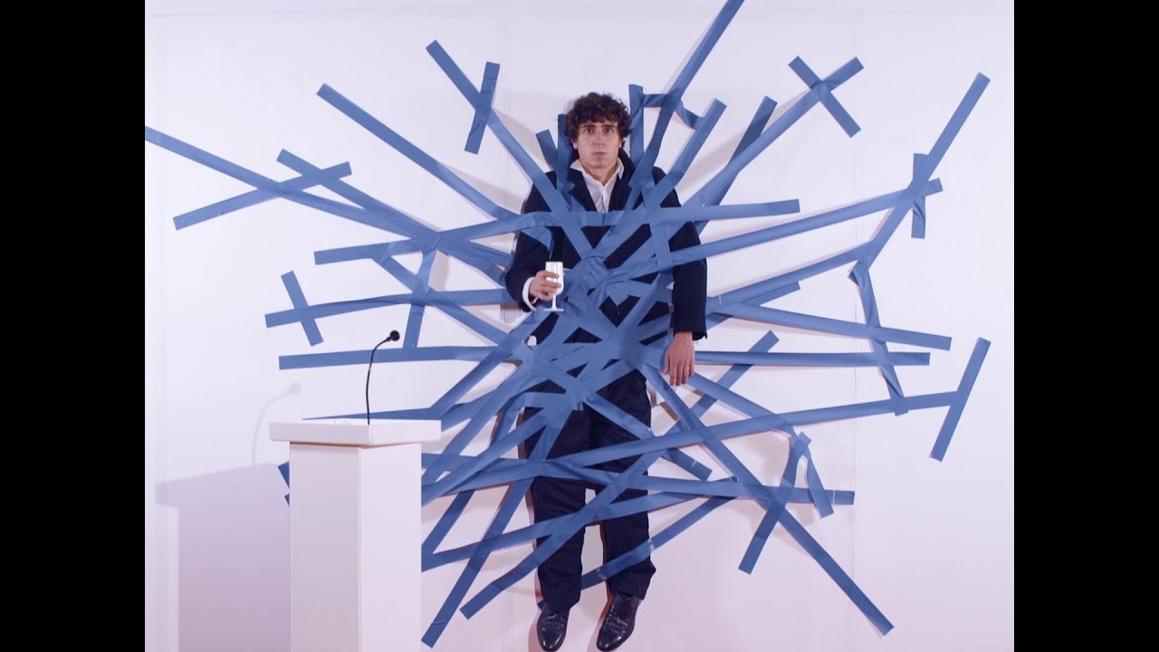 Kazy Lambist & Glasses Perform 'Oh My God' Live at L'Olympia 🎤