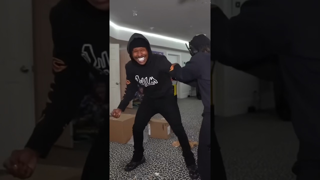 Duke Dennis Exposes Kai Cenat on Tinder ๐ฑ