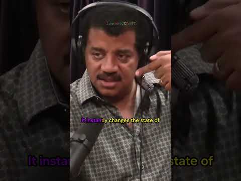 A brief explanation of quantum entangled particlesđ„ / Neil deGrasse Tyson