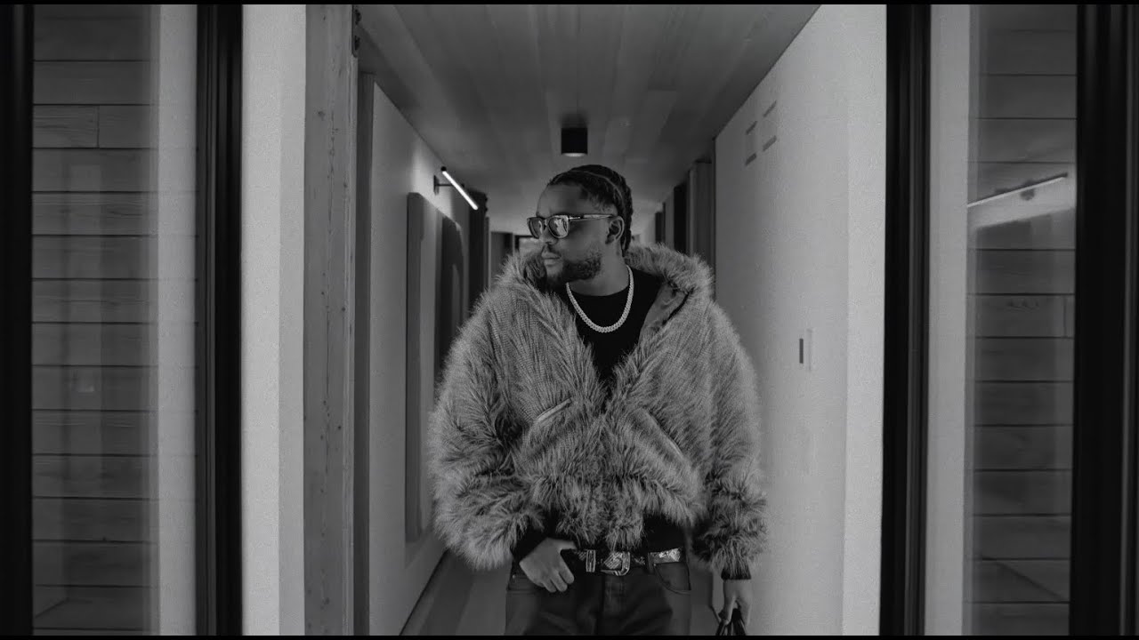 Guy2Bezbar - Bébé à Moi 🎶 | Official Music Video & Streaming