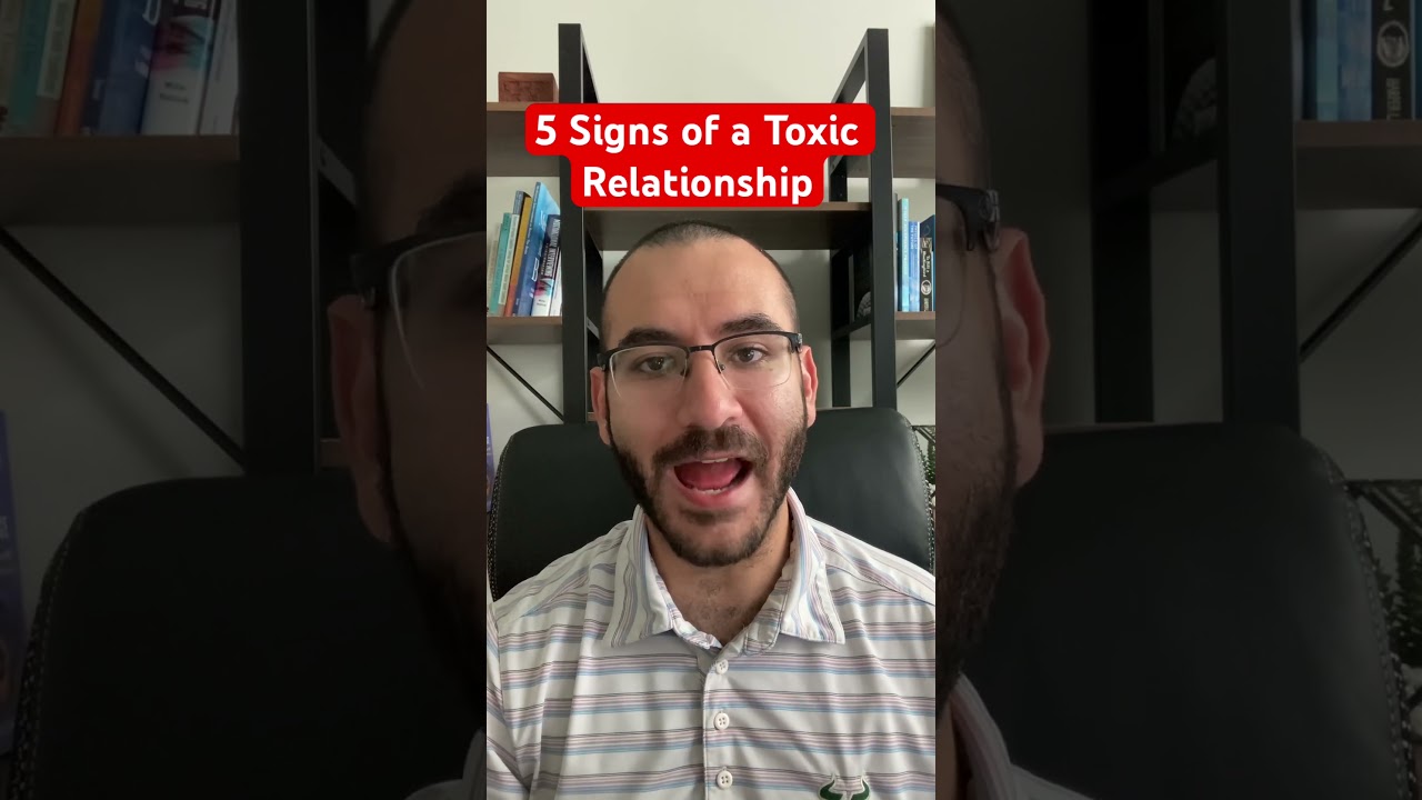 5 Warning Signs You're in a Toxic Relationship 🚩
