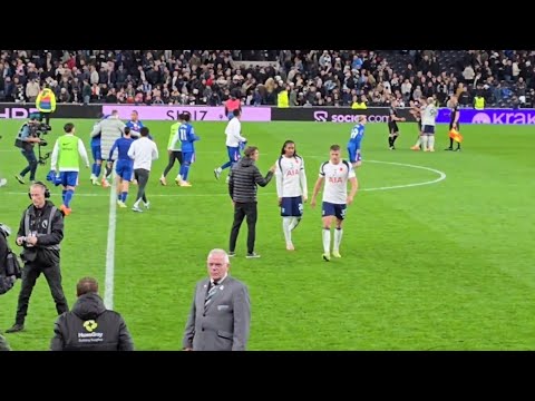 SPENCE AND VAN DE VEN BLANK THOMAS FRANK AT FINAL WHISTLE: SPURS FAN BOO: Tottenham 0-1 Chelsea 