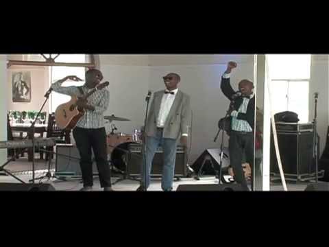 Umle 'Yimisebenzi ethethelela indoda'