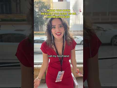 The amount of things we have in common is unreal 🤣📚 @xiacapretta  #homeschooling #homeschool