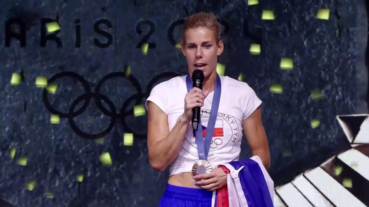 Český dům LIVE: Nikola Ogrodníková 🎉