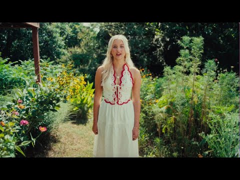Elizabeth Nichols - Daughter (Official Music Video)