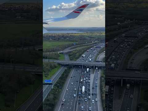 Airbus A350-1000 landing in London Heathrow ( LHR) British Airways / terminal 5
