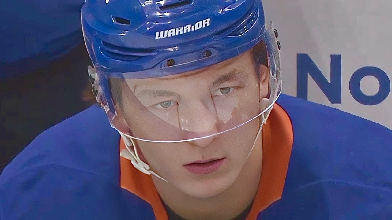 NHL Rookie of the Year Contender: Matthew Schaefer's Historic Rise 🏒