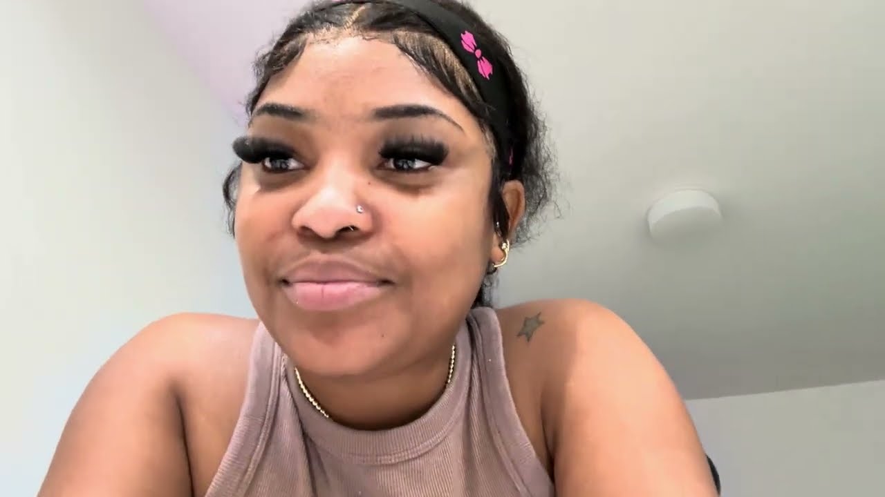 Mwen Retire Koteks Sou Mwen devan Frem 🎭