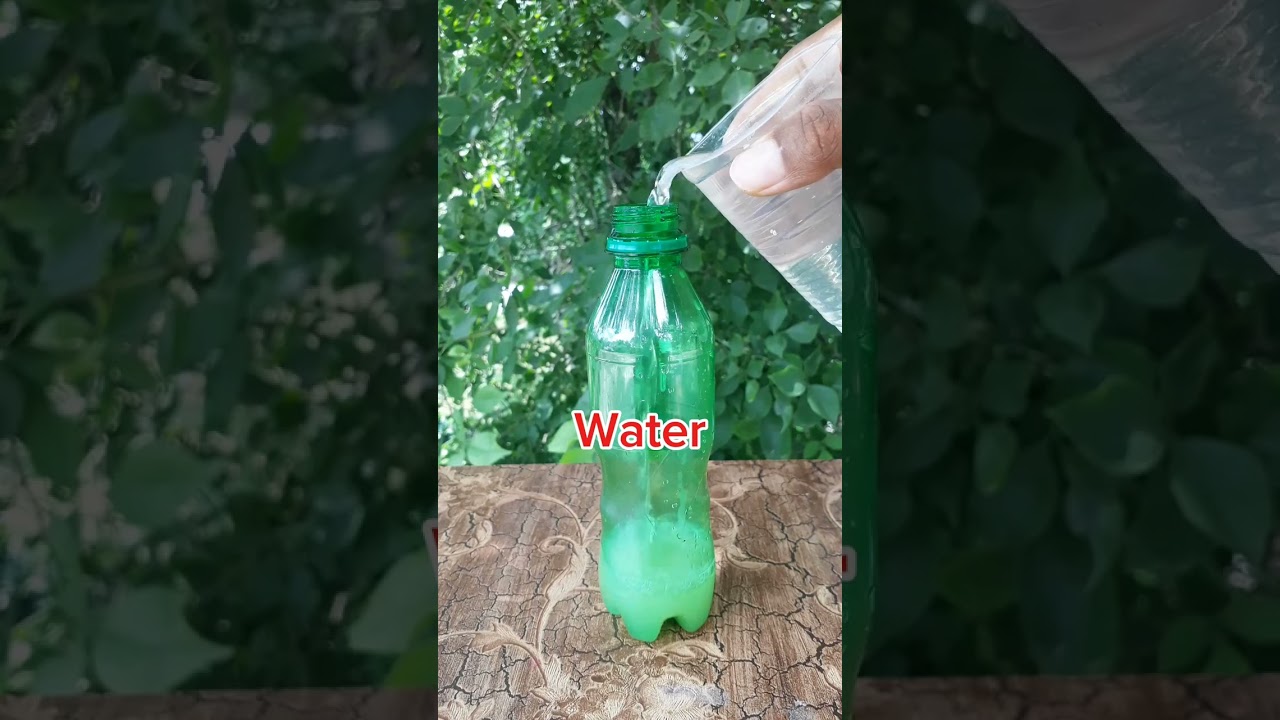 Easy Science Experiment: Inflate a Balloon with Vinegar & Baking Soda 🎈