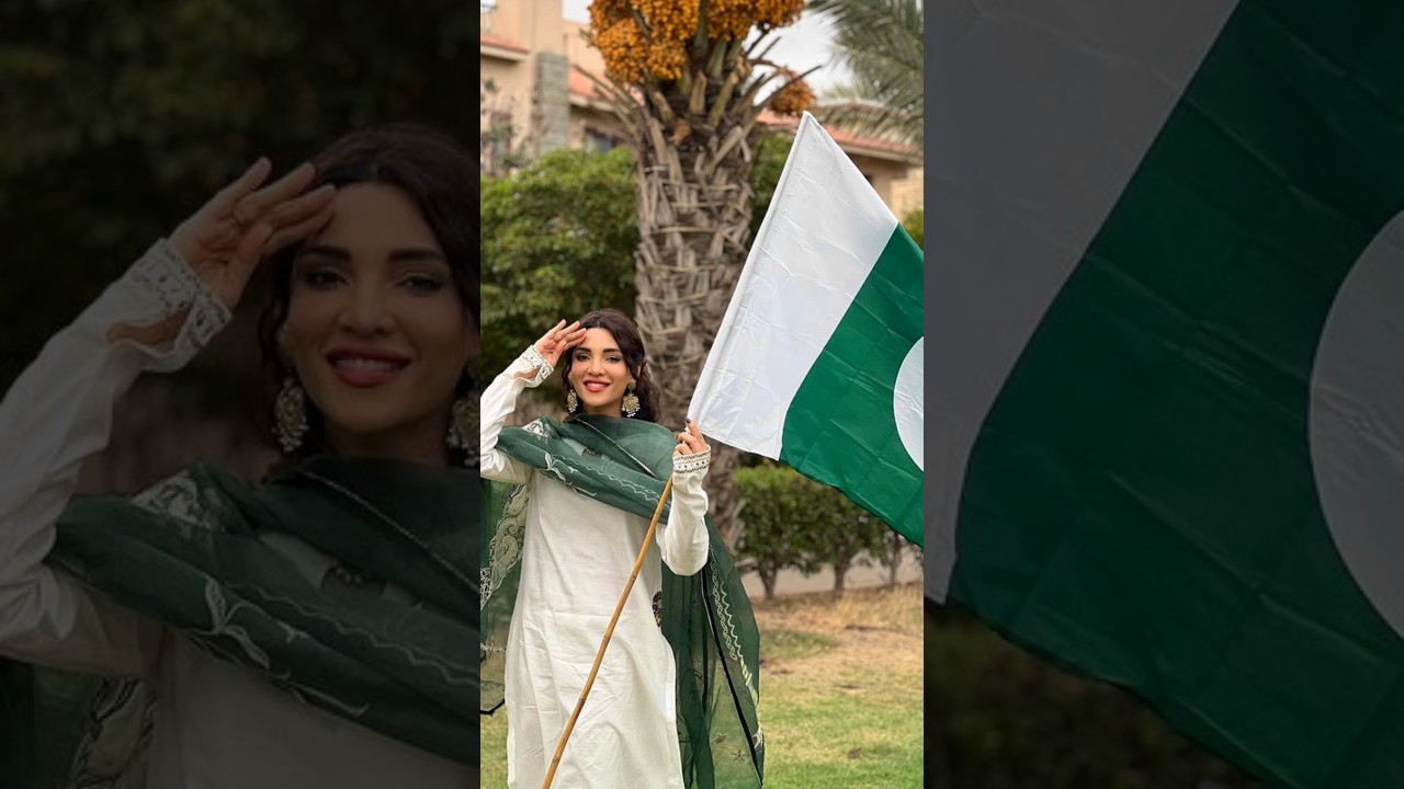 Zhalay Sarhadi's 14 August Dress Design 🇵🇰