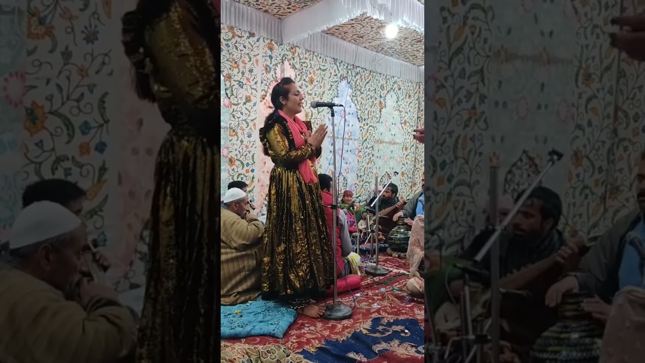 Beautiful Kashmiri Song & Dance by Singer Bilkish Begum 🎶