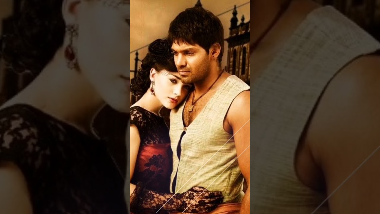 Uyirae Uyirae Song from Madrasapattinam 🎶