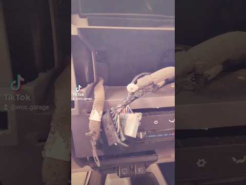 1990s Radios Hit Different! #jeeptj #wrangler #automotive #stevieb #90sclubmusic #stereo