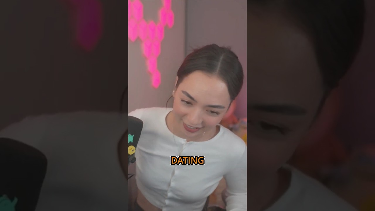 Jakura Returns! Support Sakura on Twitch 🌸