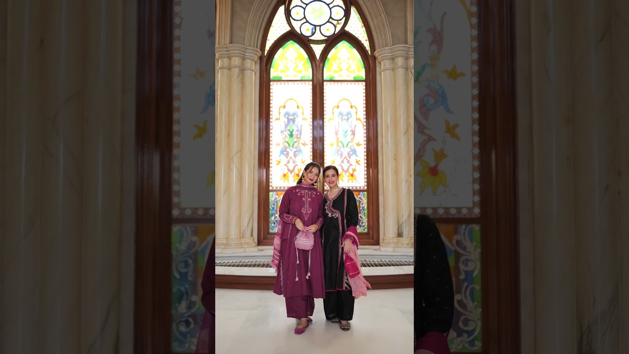 Komal Aziz & Hiba Aziz Steal the Spotlight with Bold Makeup & Stunning Outfits in Sanam & Taaj ✨