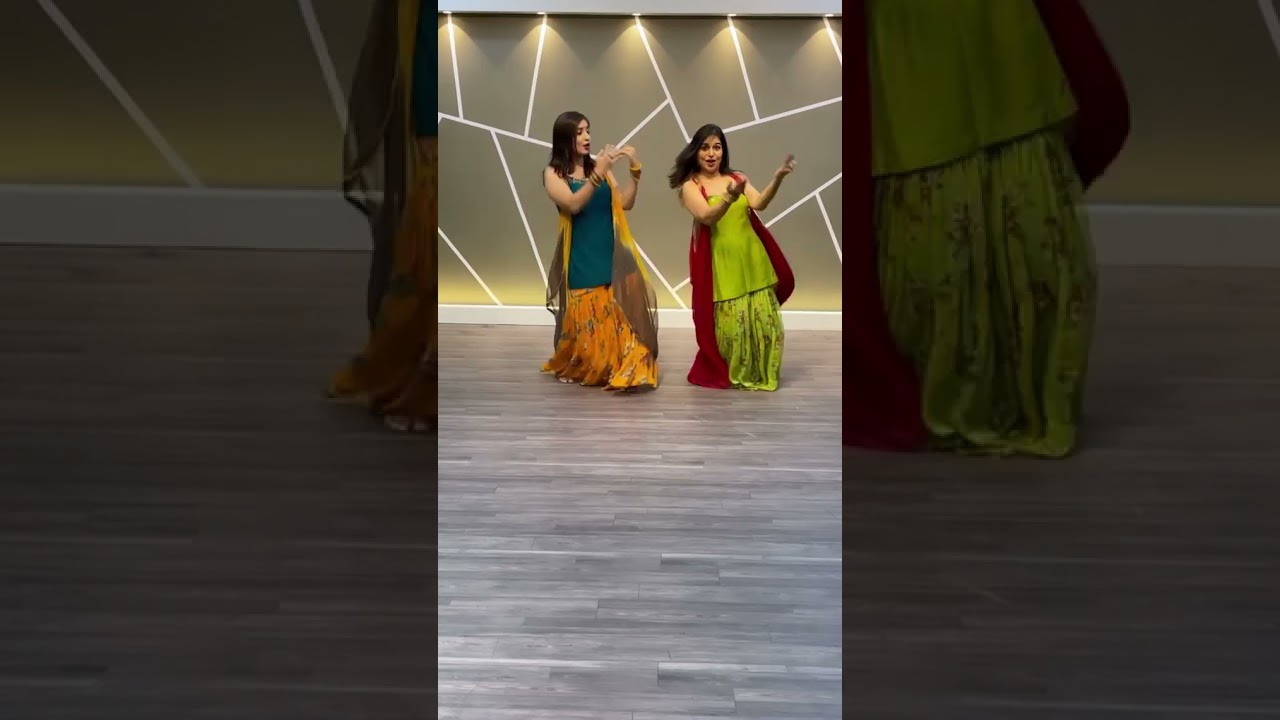 Gallan Goodiyaan Dance Cover | Wedding Performance by DhadkaN Group | Nisha V. #shorts