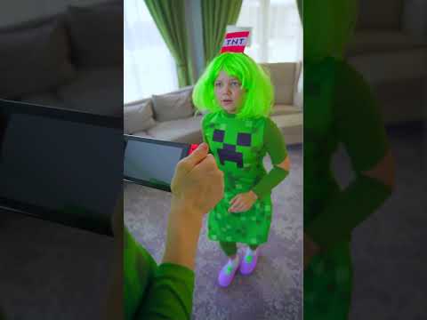 CREEPER Adventures Await! 💚 Join My Minecraft Foster Family! 🌍