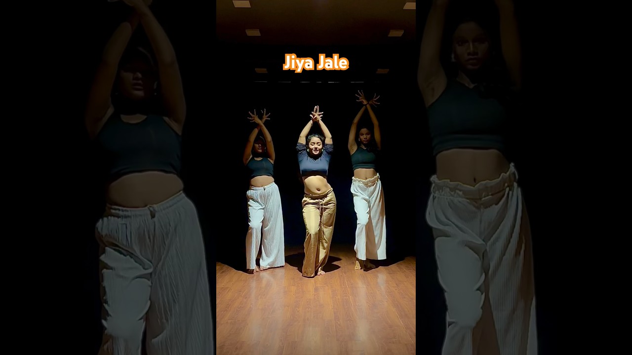 Jiya Jale Dance Cover ✨ #Music #Bollywood