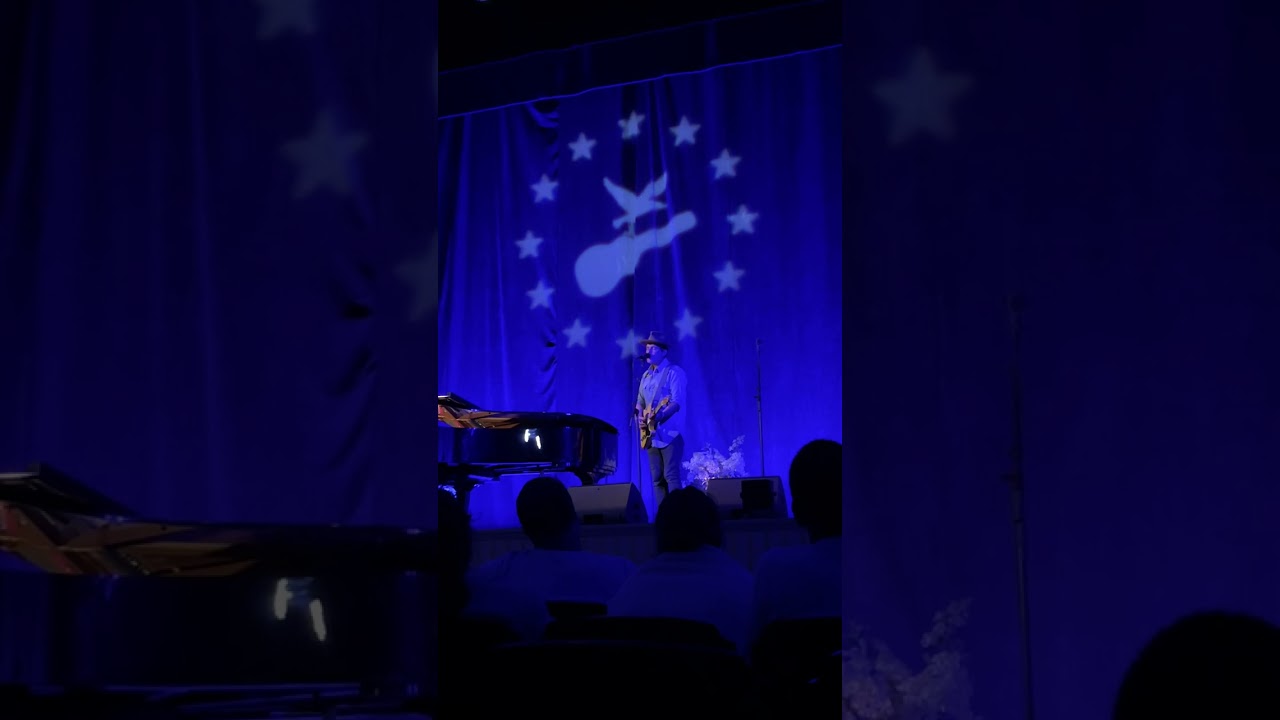 Gregory Alan Isakov Performs 'Appaloosa Bones' at Newport 2023 ๐น