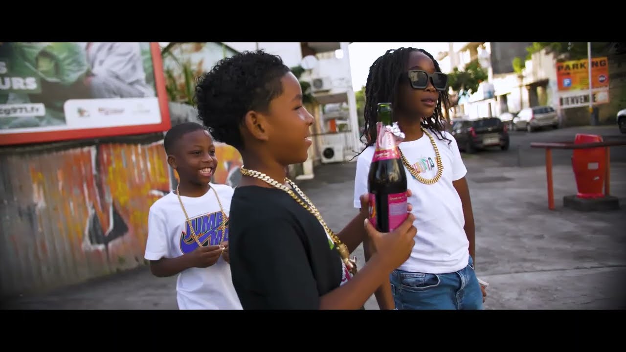 2K2 - ALLO (Official Clip) 🎶