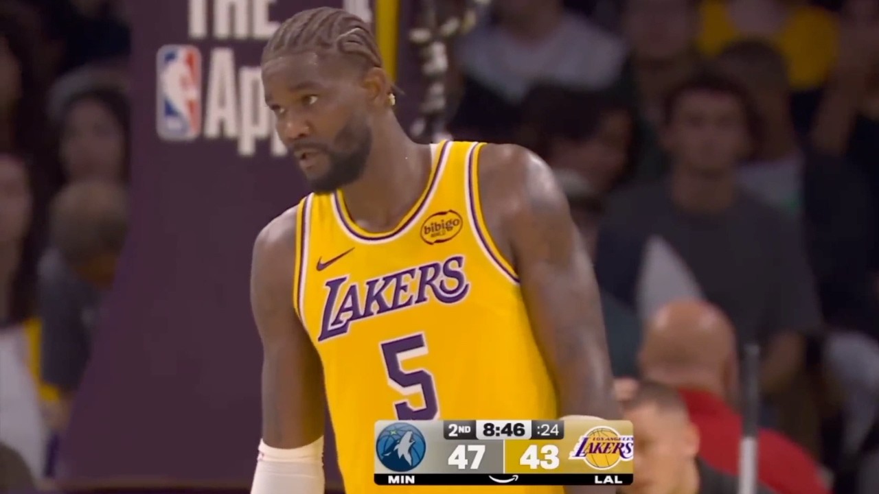 Deandre Ayton Realizes He's Not That Guy