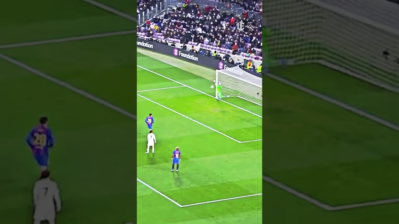 Iñaki Peña's Intense Showdown Against Barcelona 😱