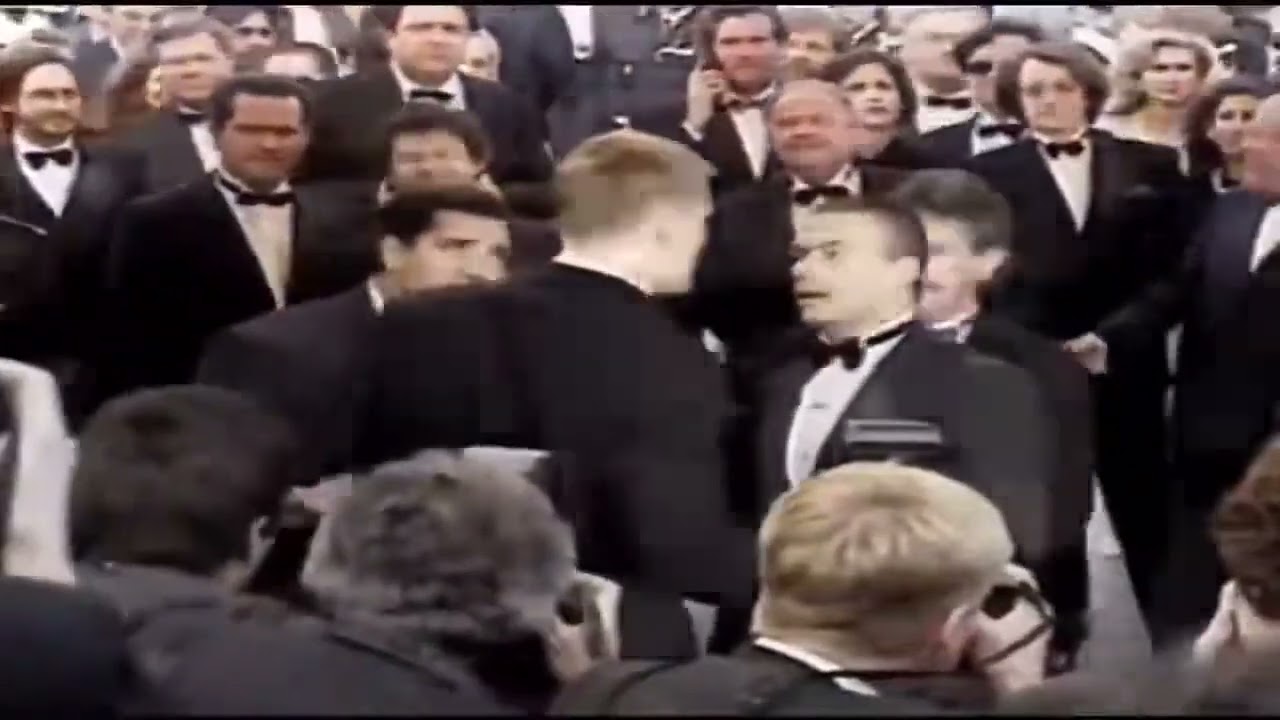 Epic Showdown: Van Damme vs. Lundgren at Cannes 1992 π¬