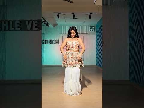 Bole Chudiyaan 🤍||SimranChantel|| Trending || #shortsvideo #dance #trending #bollywood