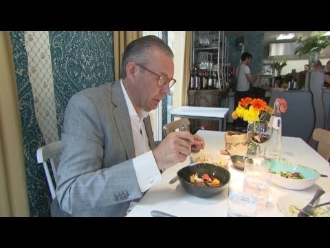 Peter Goossens is niet mals voor de sfeer in Gent | Mijn Pop-uprestaurant! | VTM