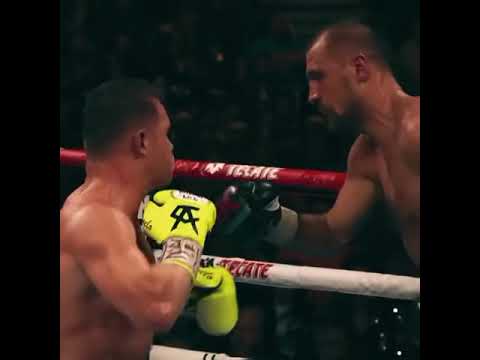 Rápido y Fuerte: Canelo en el Ring 🥊
