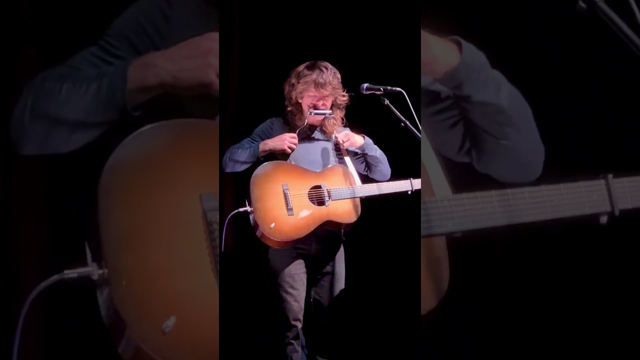 Jesse Welles in Chicago: 'I'm not doing any of that' ๐ค