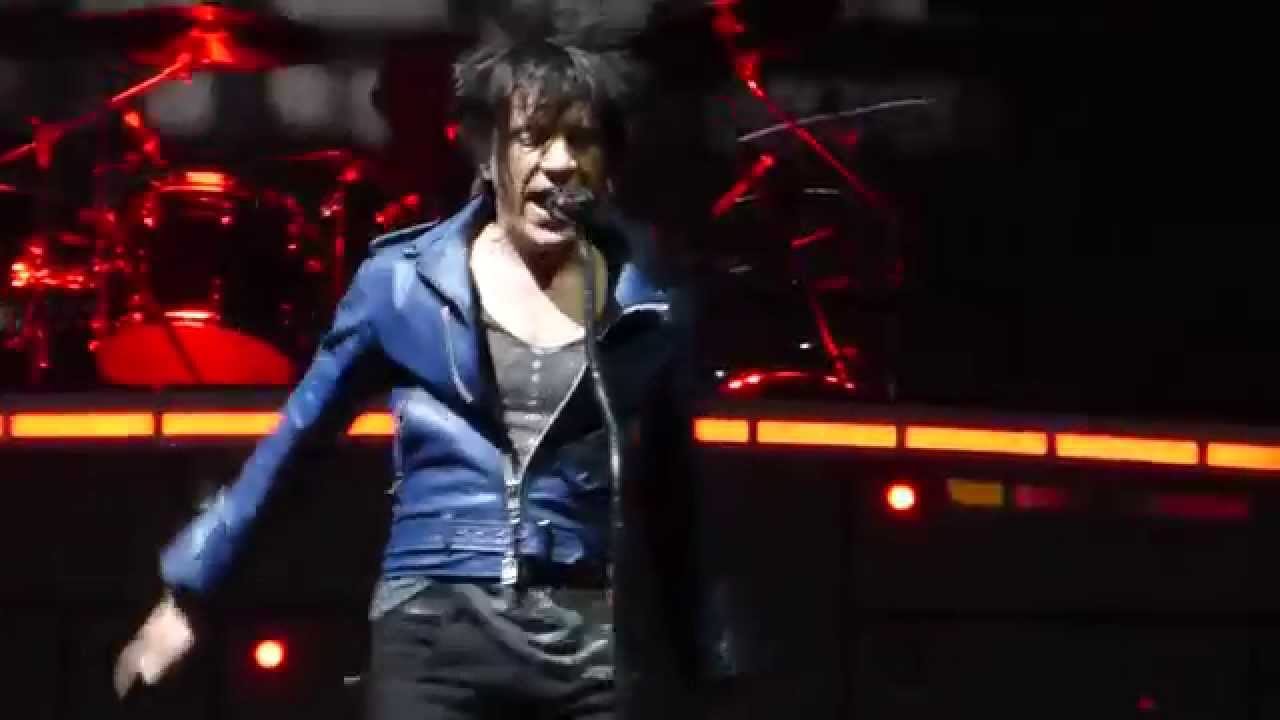 INDOCHINE Live Performance in Marseille on November 30, 2013
