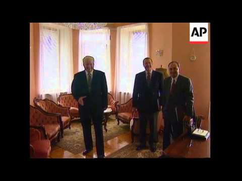 Yeltsin Meets Gore Near Moscow 🇷🇺