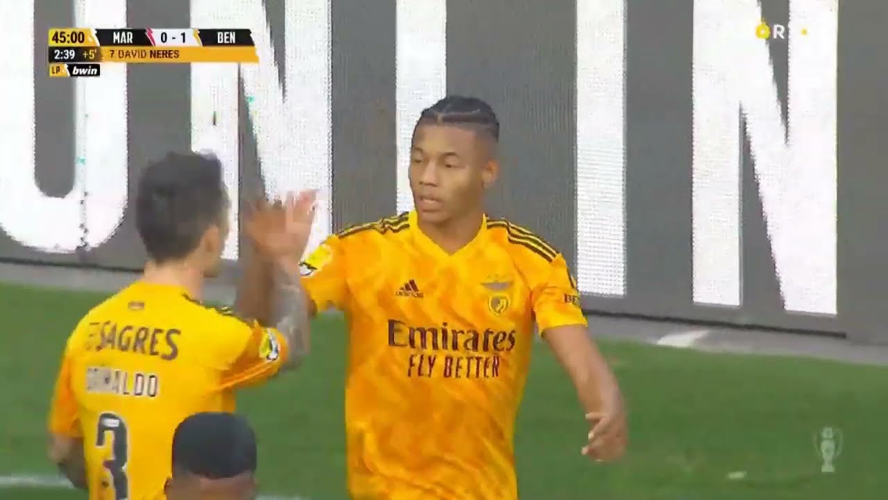 Neres Secures Win for Benfica with Stunning Goal Against Marítimo ⚽