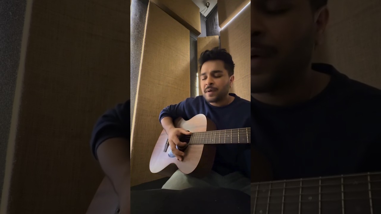 Asim Azhar Performs 'Meem Se Mohabbat' 🎶