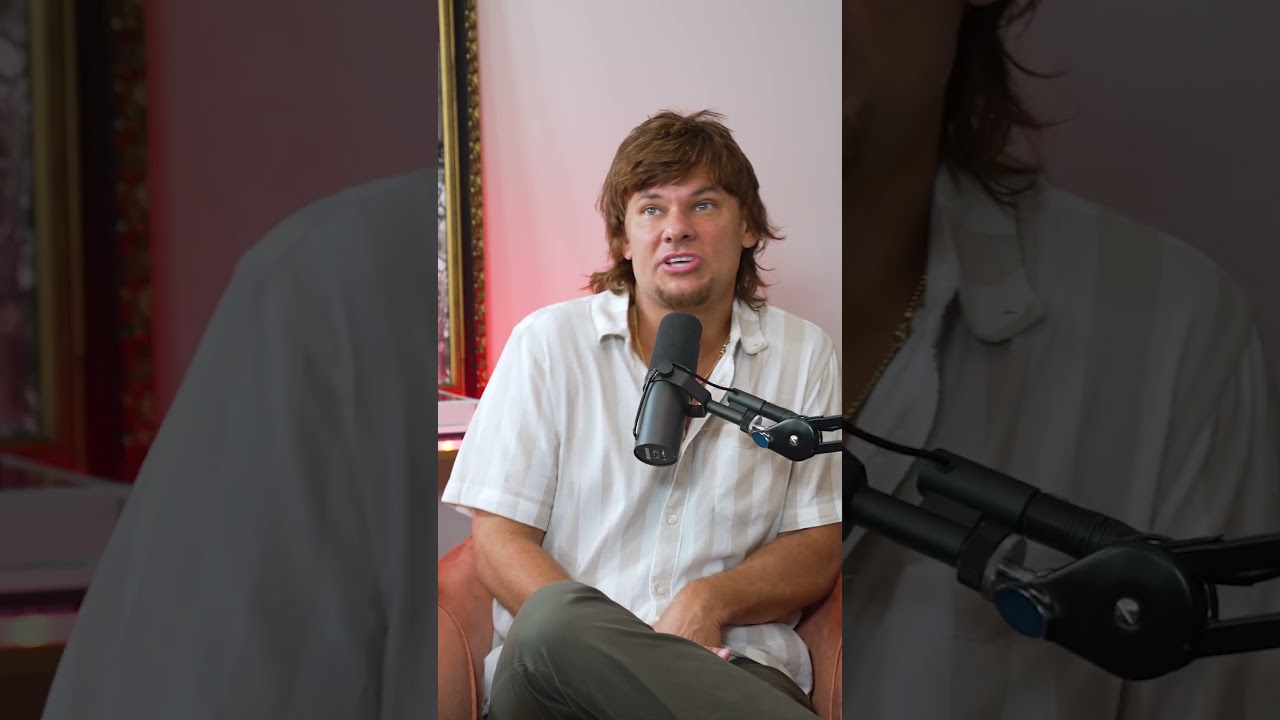 Joaquin Phoenix Asks Theo About 'This Past Weekend' 🎬